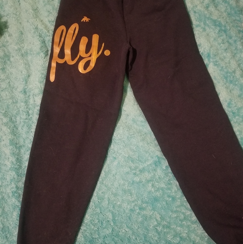 Fly sweatpants